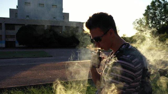 Elektronická cigareta nejlepší volba pro zdravější kouření s nejlepší elektronikou cigaretou v roce