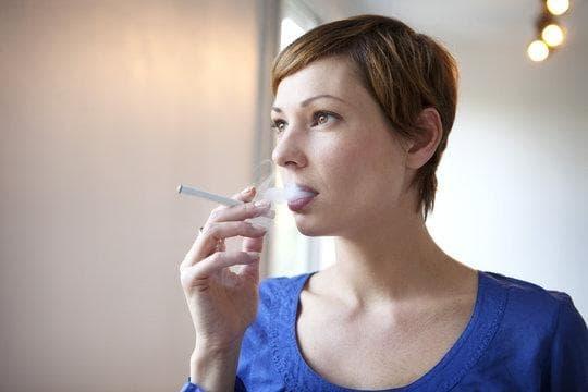Pouzdro na cigarety a zapalovač které sluší a chrání - praktický průvodce výběrem a dárkové nápady